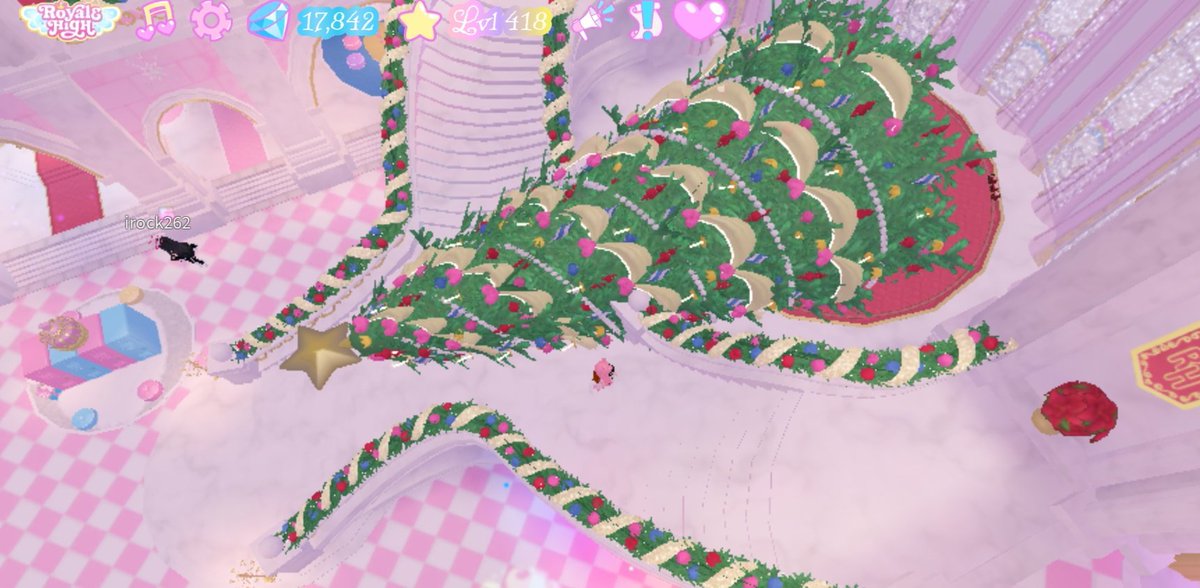 StarStars_star's tweet photo. TBH it took forever to take down this tree 😄🥰 #royalehighglitterfrost #royalehigh #glitterfrost https://t.co/bEOQi8Txa0