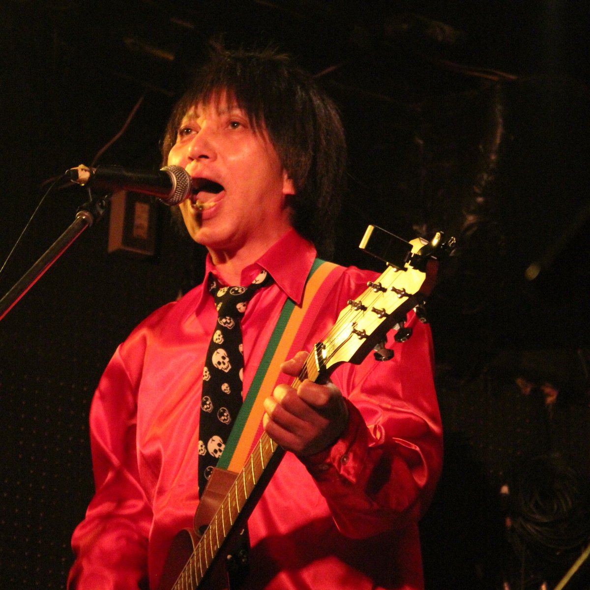 simsimBBQ's tweet photo. 昨夜の荻窪クラブドクターにお集まりの皆様ありがとうございました!年内のライブは無事に終了いたしました。
次回のsimsimBBQライブは1/25(木)荻窪クラブドクターです!
#live #livemusic #music #tokyo #rock #japaneseband #音楽ライブ #女性ボーカル #erhuplayer #荻窪 #clubdoctor #simsimbbq https://t.co/CVl0tFWJpN