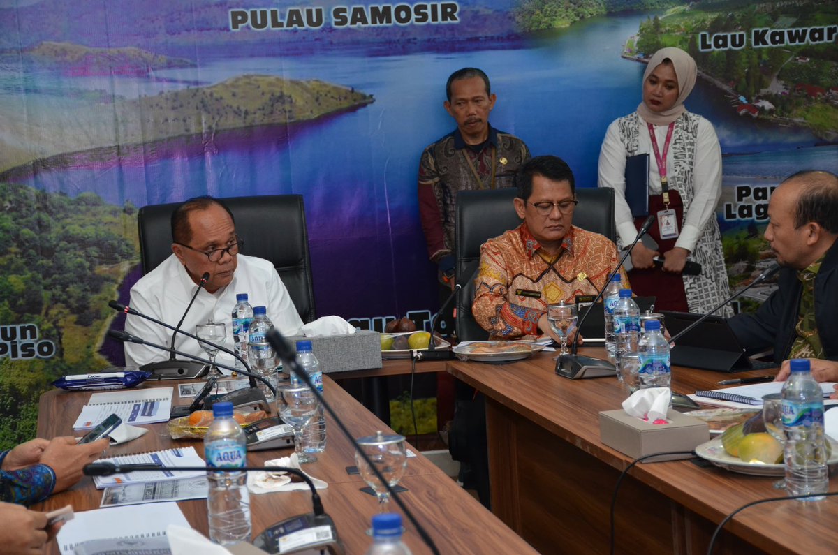 Komisi II DPR RI melakukannKunjungan Kerja Spesifik ke Kantor Regional VI BKN Medan, Sumatera Utara dalam rangka pengawasan pelaksanaan Seleksi Calon Pegawai Negeri Sipil (CPNS), Jumat (01/12/2023). #KunkerDPR