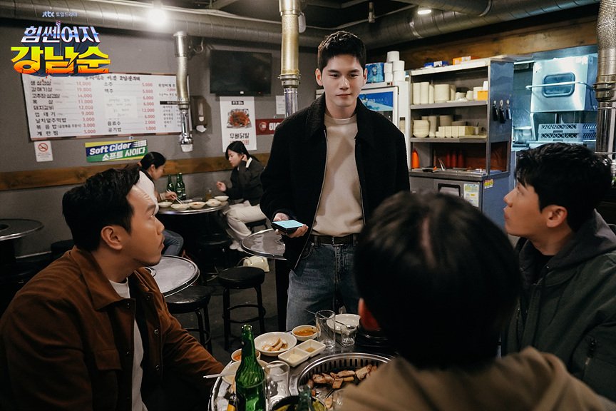 seongwsu's tweet photo. Masudae’s eleventh-hour surge transforms into an intimate exploration of a private investigation, adding an unexpected layer to the unfolding narrative. https://t.co/WYaJHCMJ7e