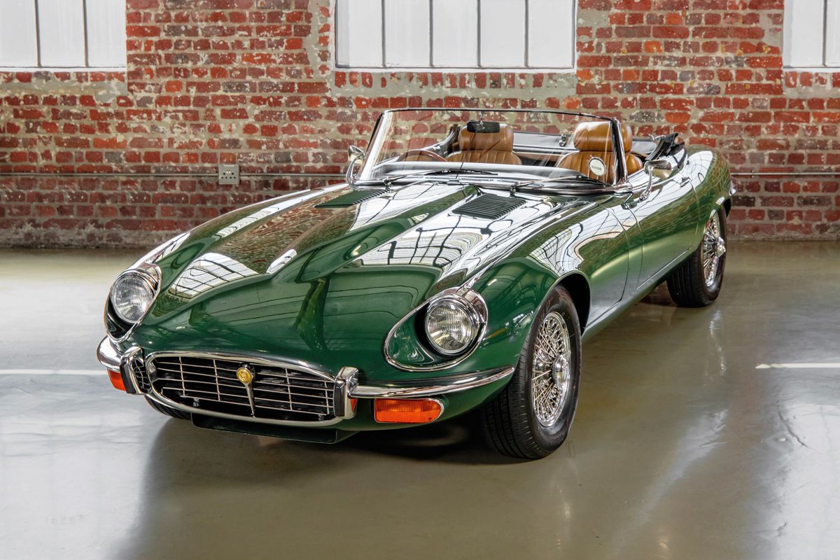 SentiMETAL_ZA's tweet photo. STOCK SPOTLIGHT! ๐ฌ๐ง
-------------------------------------------
FOR SALE: 1972 Jaguar E-Type Series 3 Roadster
> 5.3L V12
> 5spd conversion
> comprehensive resto
PRICE: R1 999 950
=============================
MORE INFO > https://t.co/k7wN0ofj2Y
#classiccars #sentimetal https://t.co/TLIw7Ps0Hx