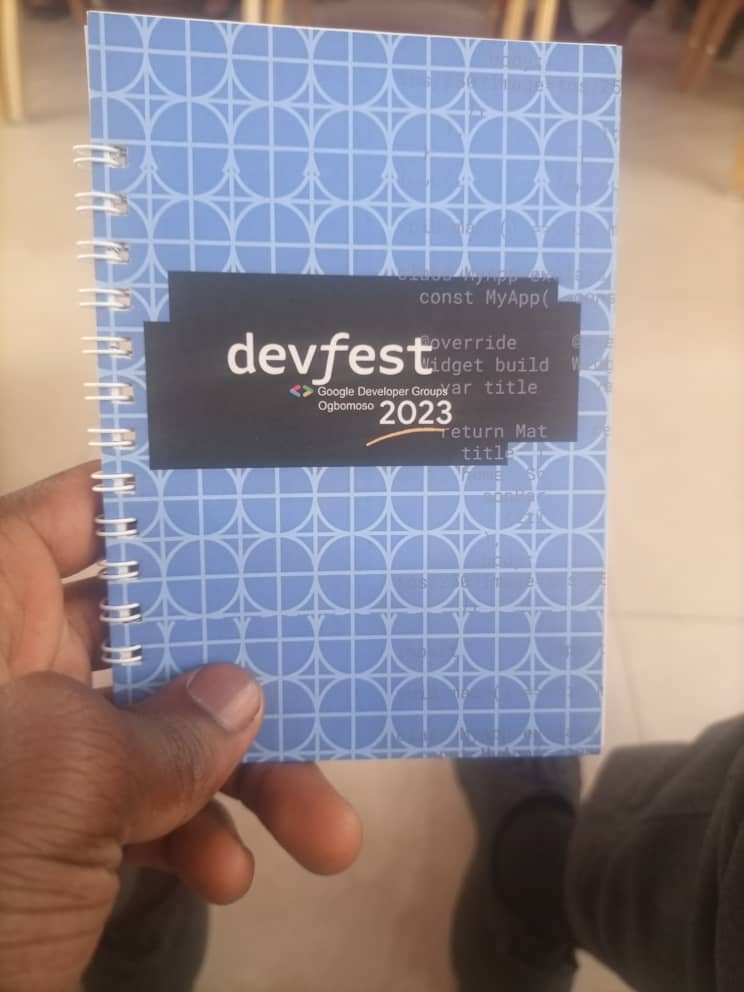 Mabrook894's tweet photo. Today at #DevFestOgbomoso with @Ibn_mudathir, he stated, "Knowledge is power, but information is liberating."

@gdgogbomoso 
@gdsclautech 
@Dev_Rahmlad 
@AbdullahiOduna3 https://t.co/Sr23tvXX2y