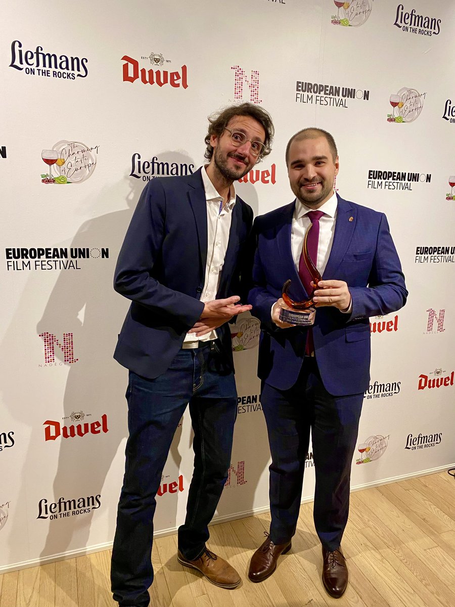 Hungary_Toronto's tweet image. Hungarian Film ‘Semmelweis’ Triumphs at EUFF 🎥✨ Proud to accept the award for Best Movie on behalf of director Lajos Koltai and actors Katica Nagy and Miklós Vecsei. Máté Igaz honors Semmelweis’ legacy, emphasizing its global impact on healthcare. 🌍🏆 #SemmelweisFilm @EUFFTO