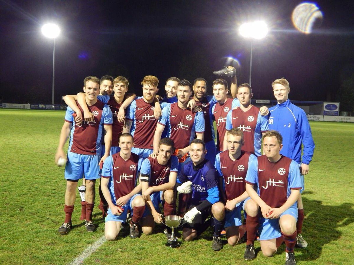 paulbrooks86's tweet photo. Whatever i did with a football team, Kial was a part of, from playing and managing, he was always there. What a player, and a top top guy, taken far too soon, absolutely gutted to hear this news! 

Fly high mate, thanks for making some amazing memories 🥺🕊️ https://t.co/iyz3cBrRgL