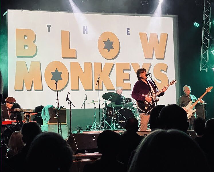 Great night of music & song last night in #brum ootstanding @IanProwse opening for @theblowmonkeys ,a masterclass in groove, all kept ‘in the pocket’ by my old mate @pushfunk solid! Yet fluid..