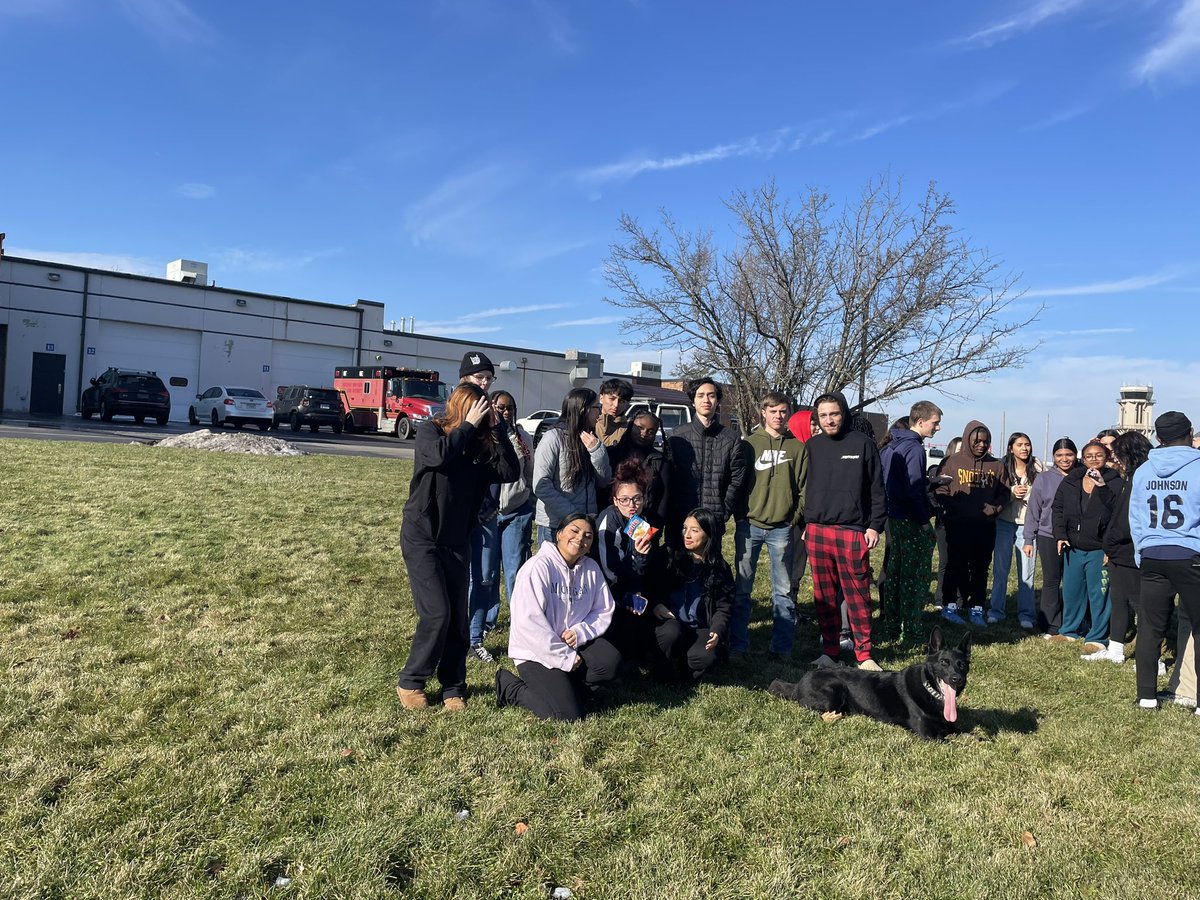 JusticeWilco's tweet photo. Guest speakers really enhance our students experience while investigating the careers within the Criminal Justice field. Last week K9 Nevil and Officer Stapleton from the Joliet Police Department came to give a demonstration. Thank you! @WilcoACC @JusticeWilco @JolietPolice #k9 https://t.co/vwOdiRW44d