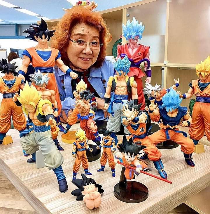 DbsHype's tweet photo. Masako Nozawa took the stage at the 71st Kan Kikuchi Prize Awards on December 1st. She declared:

"I want to continue voice acting until I'm 182 years old." She said she would like to if she gets to live until 182.

What a legend! https://t.co/lygePMvHSz