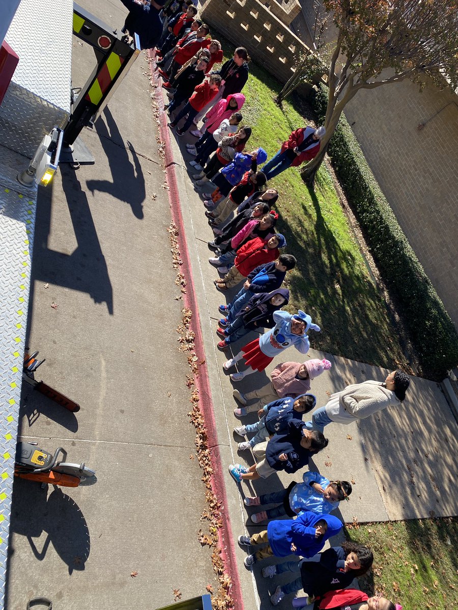 Huge thank you to the Farmers Branch Fire Department for coming out to celebrate our students getting perfect attendance. It was so fun to climb up the ladder and the kids had so much fun! <a href="/FBEMustangs/">Farmers Branch Elementary School</a> <a href="/CFBISD/">Carrollton-Farmers Branch ISD</a> #fbebestschoolever