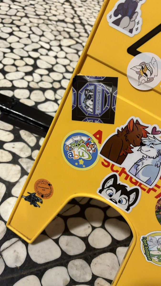 Found a hidden Abu sticker at <a href="/CafeJsjaj/">Café Jsjaj</a> 

👀