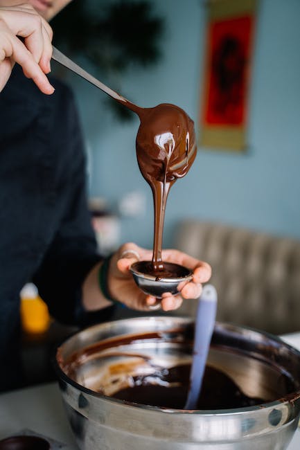 🍫 SHARE ALERT🍫 Join the Inner West Street Association for their Chocolate Binge Festival tomorrow, Sunday, December 3, from 11 a.m. to 4 p.m. The first block of West Street will be closed to traffic. Learn more: innerweststreetannapolis.com/annapolis-choc…