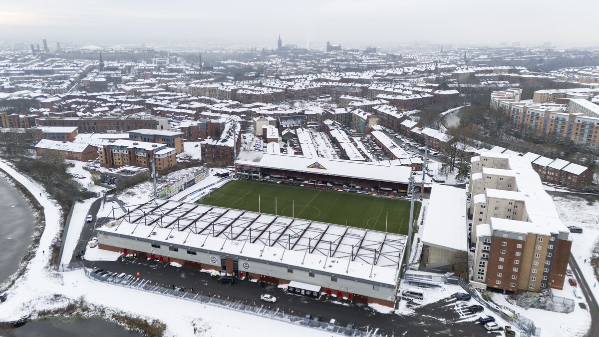 theroddyscott's tweet photo. The Wyre Stadium at Firhill, Glasgow,Scotland 🏴󠁧󠁢󠁳󠁣󠁴󠁿 #snow #weather #glasgow #partickthistle #gv @PartickThistle https://t.co/jHGZ7wIJl7