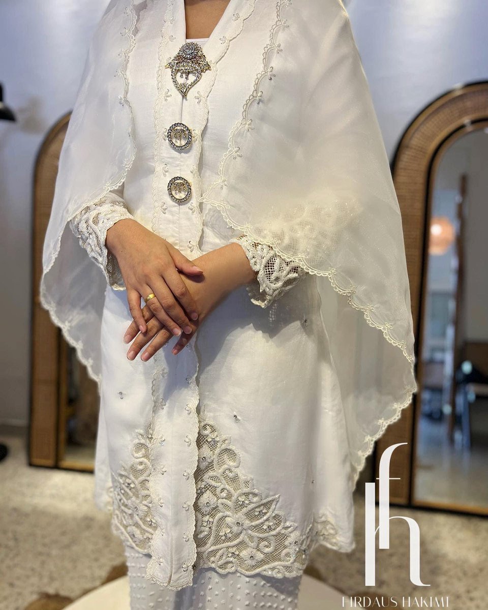 SnuShorey's tweet photo. Khas buat bakal pengantin yang struggle cari idea baju akad nikah atau baju raja sehari boleh tengok lebih 20 design terbaik 2023

Zaman sekarang semua nak style yg simple jea. Easy &amp; simple. nah seller ni ada semua keperluan baju utk bride to be 👉 https://t.co/OvBuYmu5Ms https://t.co/0IUw2zazpJ