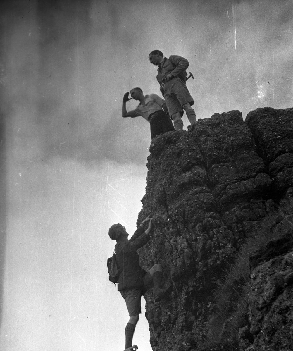 DCLA Reading Room tweet media