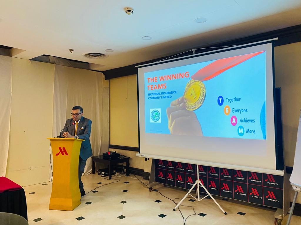 niclpak's tweet photo. Khalid Hamid CEO, NICL addressing "The Winning Teams" for the South Zone &amp; Head Office Middle Management Training Session held on1st December ,2023 in Marriott Karachi. https://t.co/5KL3YX3X7z