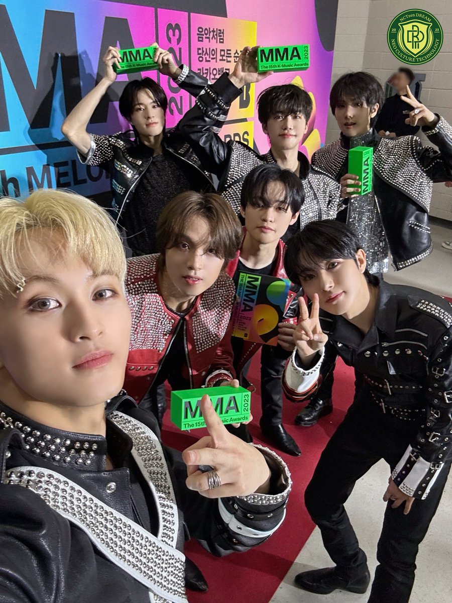 드림 위버스

2023.12.02 #NCTDREAM #MMA2023 

TOP10 🏆 
BEST GROUP - MALE 🏆 
MILLIONS TOP10 🏆 
RECORD OF THE YEAR 🏆 
NCTzen DREAM 감사합니다💚