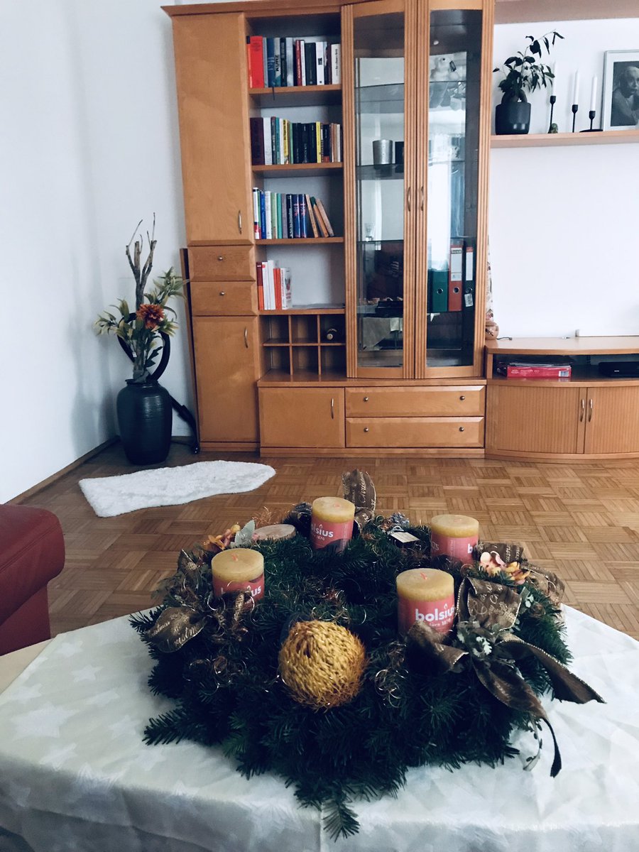 Es ist vollbracht, ich hab ihn endlich fertig… Der 1. Adventssonntag kann kommen. 🥰🥳
 
 #Advent