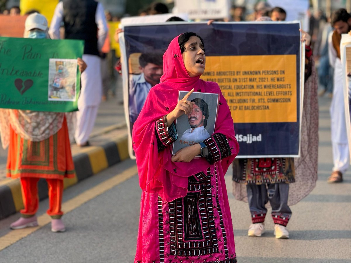 Shamooo52's tweet photo. جہد ءِ مسلسل
#SaveRashidHussain 
#EndEnforcedDisappearances https://t.co/KKsjKjSpTC