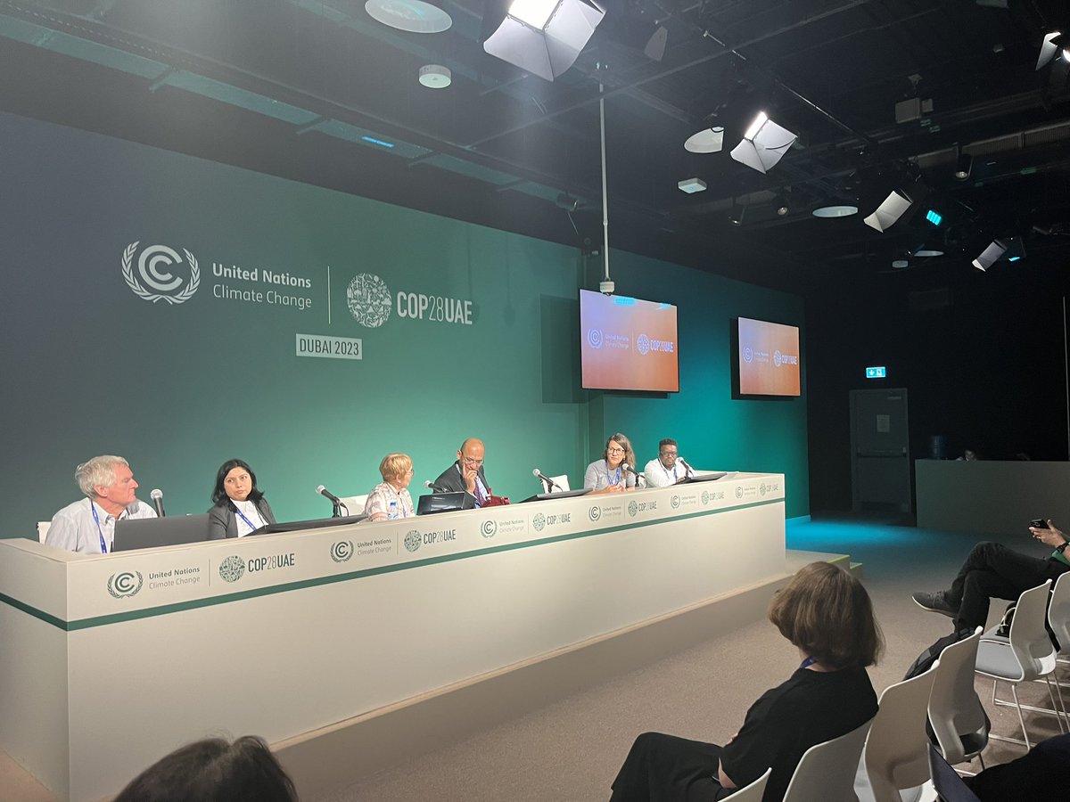 @zoranajova on the need for health to be at the center of all climate policy. Climate policy = health policy. Include health ministers in climate decisions #cop28 @EuroRespSoc