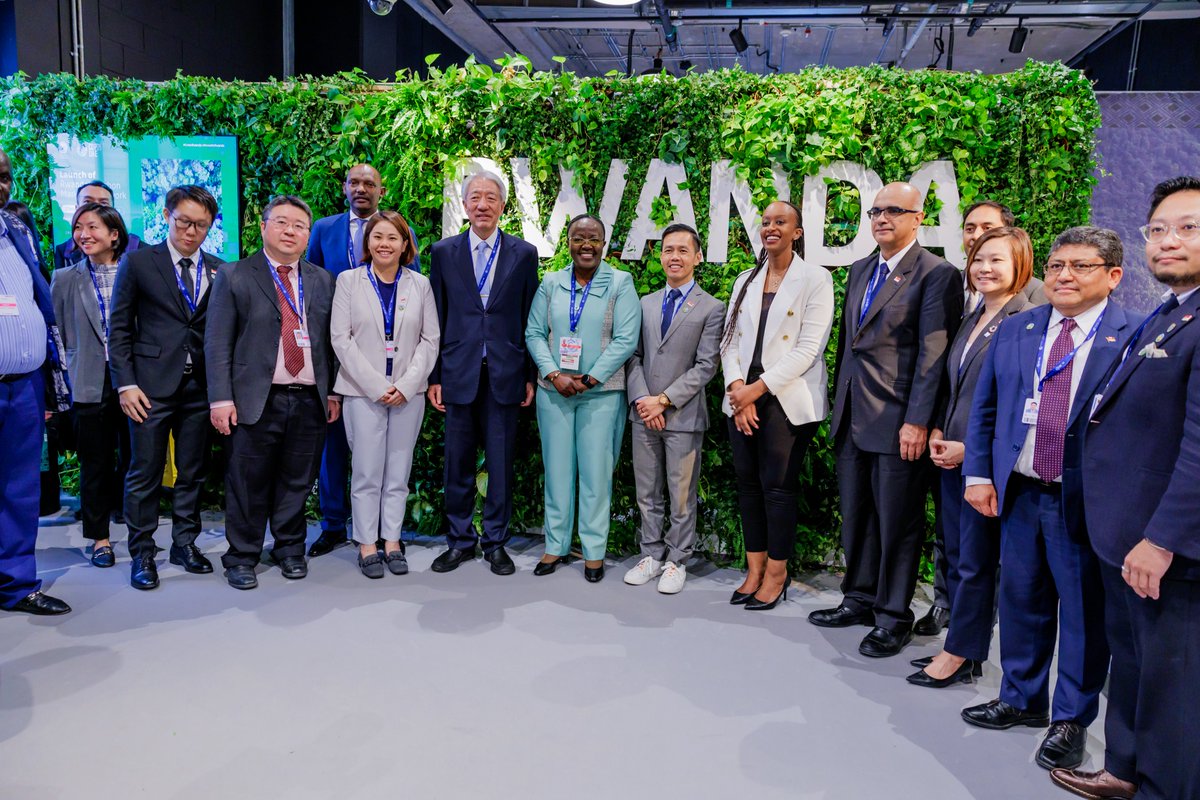 GreenFundRw's tweet photo. Exciting day the #RwandaGreenFund at #COP28 ! We participated in the launch of the Carbon Market Framework. A significant moment as Minister @MujaJeanne signed an MOU with Mr. Keith Tan from the @MTI_Sg to accelerate Climate Action through Carbon Credits. 🇷🇼🌏 https://t.co/k7GmpMcNvR