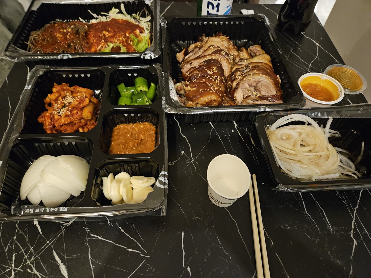 으어 오늘몇술째고!

#러버 #디엠 #맘눌뎀