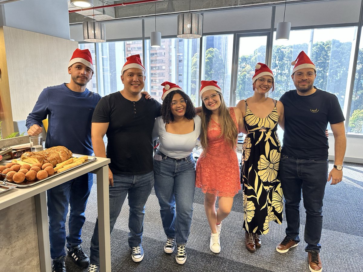 EPAM_Colombia's tweet photo. Let the best season begin at #EPAMColombia!
Wrapping up 2023 with the best attitude!
#ProudEPAMers https://t.co/QGgxwxFqtk