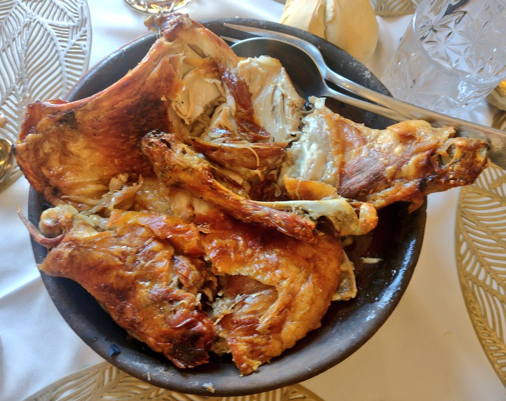 miguel_dionisio's tweet photo. El espectacular cordero de "El Rincón del Cojo" #Manzaneque #Toledo https://t.co/gitCyjVnvi