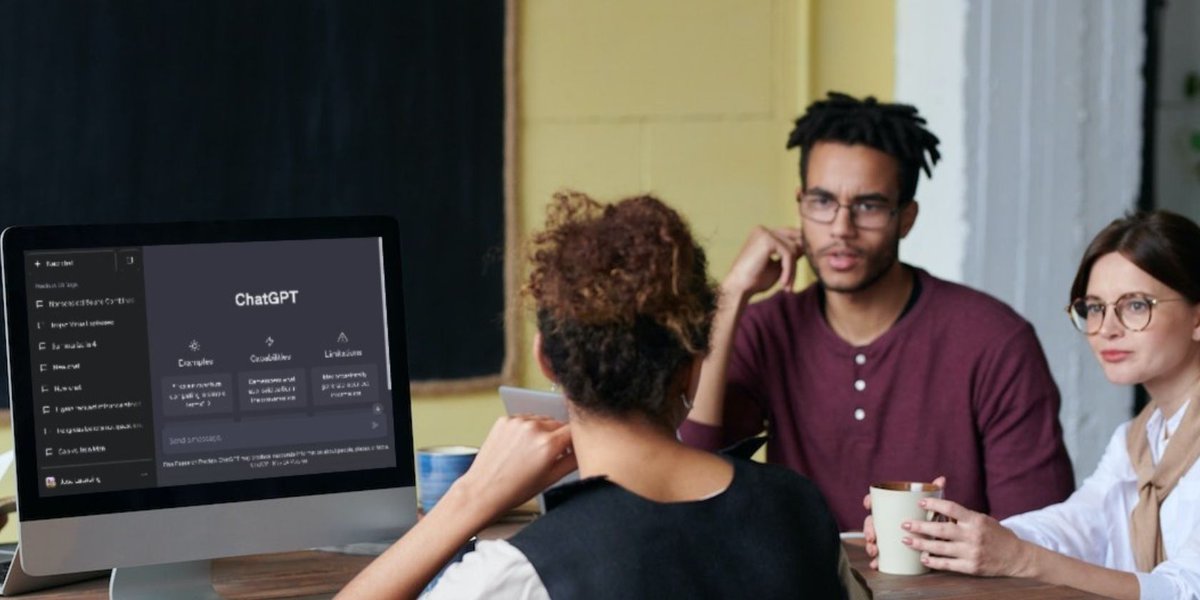 10 Ways ChatGPT Could Help You Land a Job on LinkedIn buff.ly/49NhpnT via @MUO_Official #jobsearch #linkedin #ChatGPT