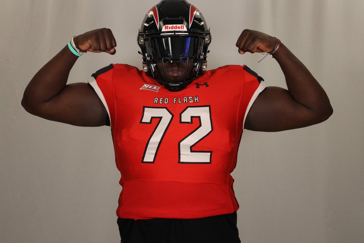 After having a great visit I am truly blessed by god to receive my first Division 1 offer from Saint Francis University! Thank you <a href="/Coach_Wils/">Ryan Wilson</a> <a href="/CoachV_SFU/">Chris Villarrial</a>