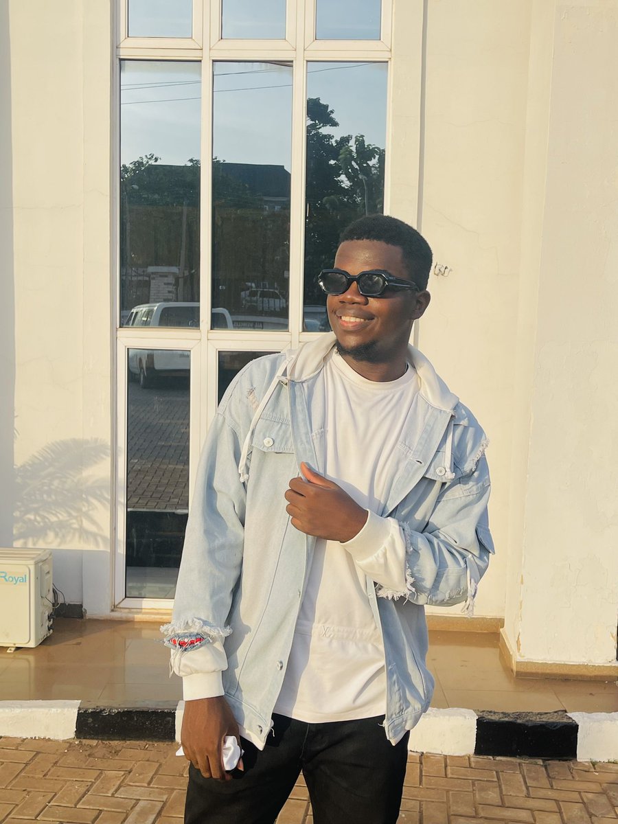 NnamNnaemeka's tweet image. I have been accused of not smiling enough in my pictures, so, here are pictures of me smiling😊

Had a fun evening yesterday at #unwintheeast #techmixer event.