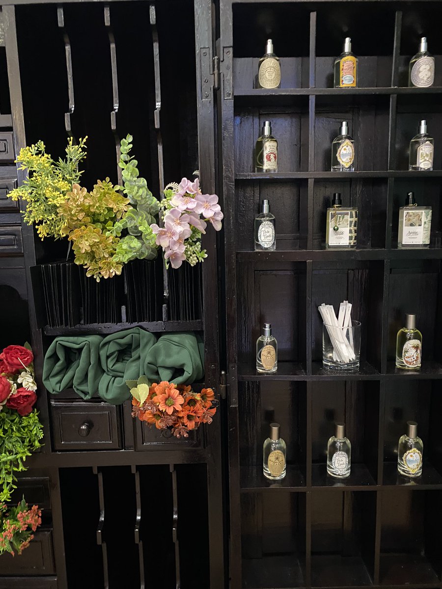 helloreadyset's tweet image. Sampai besok saja di Tunjungan Plaza 3, lantai 6 ♥️