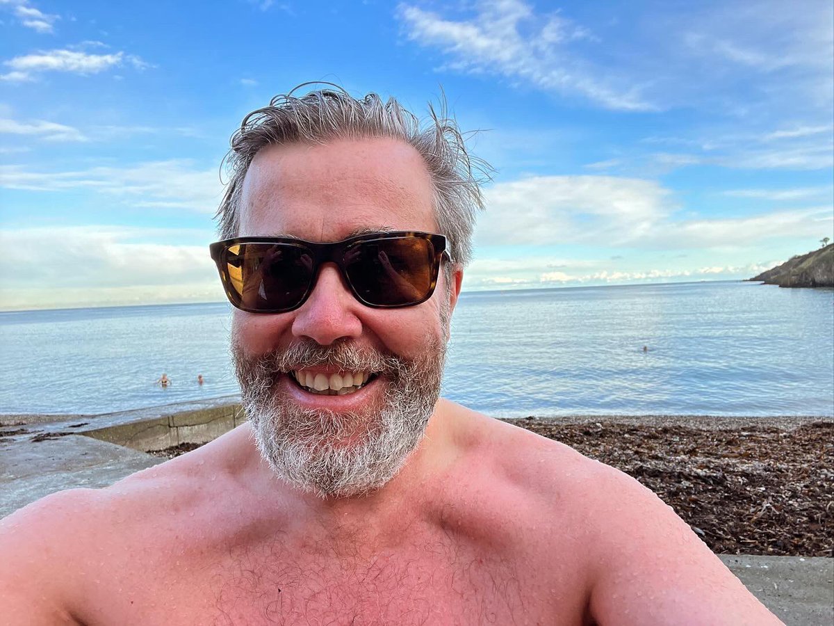 DunleavyBernard's tweet image. Swim 268/365…I’d been out of the sea for so long, I almost lost the courage to get back in the water! #AYearInTheDrink #365Swims #2ndDecember #7MinuteSwim #LobsterTan #BalscaddenBay #Howth #73200mIn268Swims @outdoorswimming @VisitHowth_ @LoveFingalDub