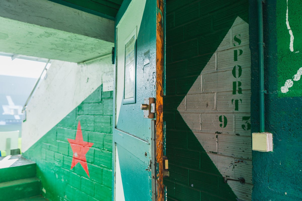 LE RED STAR C'EST UNIQUEMENT À BAUER