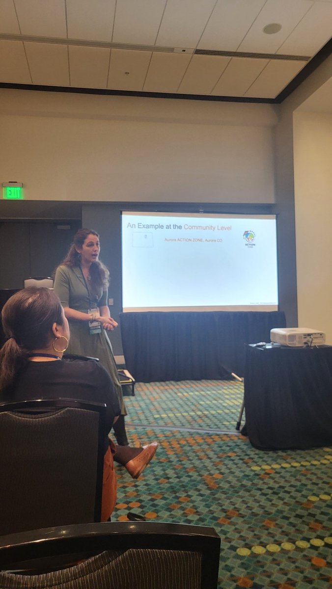 @jessica_lander just wrapped up a terrific #ncss2023 session about the We Are America project, her students' cookbook, and past/present stories about immigration (MVPs: @afstrom and the techie who stopped the projector from flickering) weareamericaproject.com #sschat