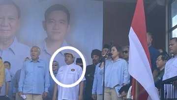 narkosun's tweet photo. Haikal Hassan sekubu dengan Gibran skrg...🤣 https://t.co/S2ZESJ75ke
