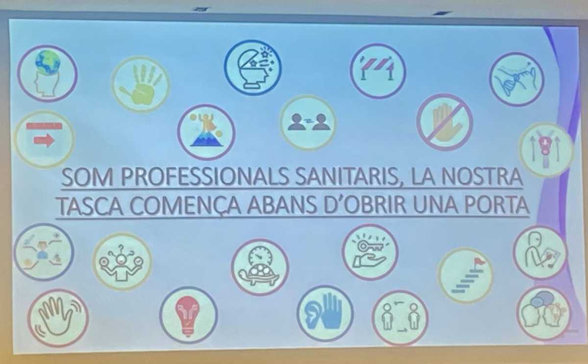 Barceruel's tweet photo. @ColFiCat Las tres “ideas fuerza” sobre fisioterapia oncológica pediátrica de @DenySantaMarina. 🙌🏼🙌🏼
@ColFiCat #ONCOCFC https://t.co/9CyAmlQLXT
