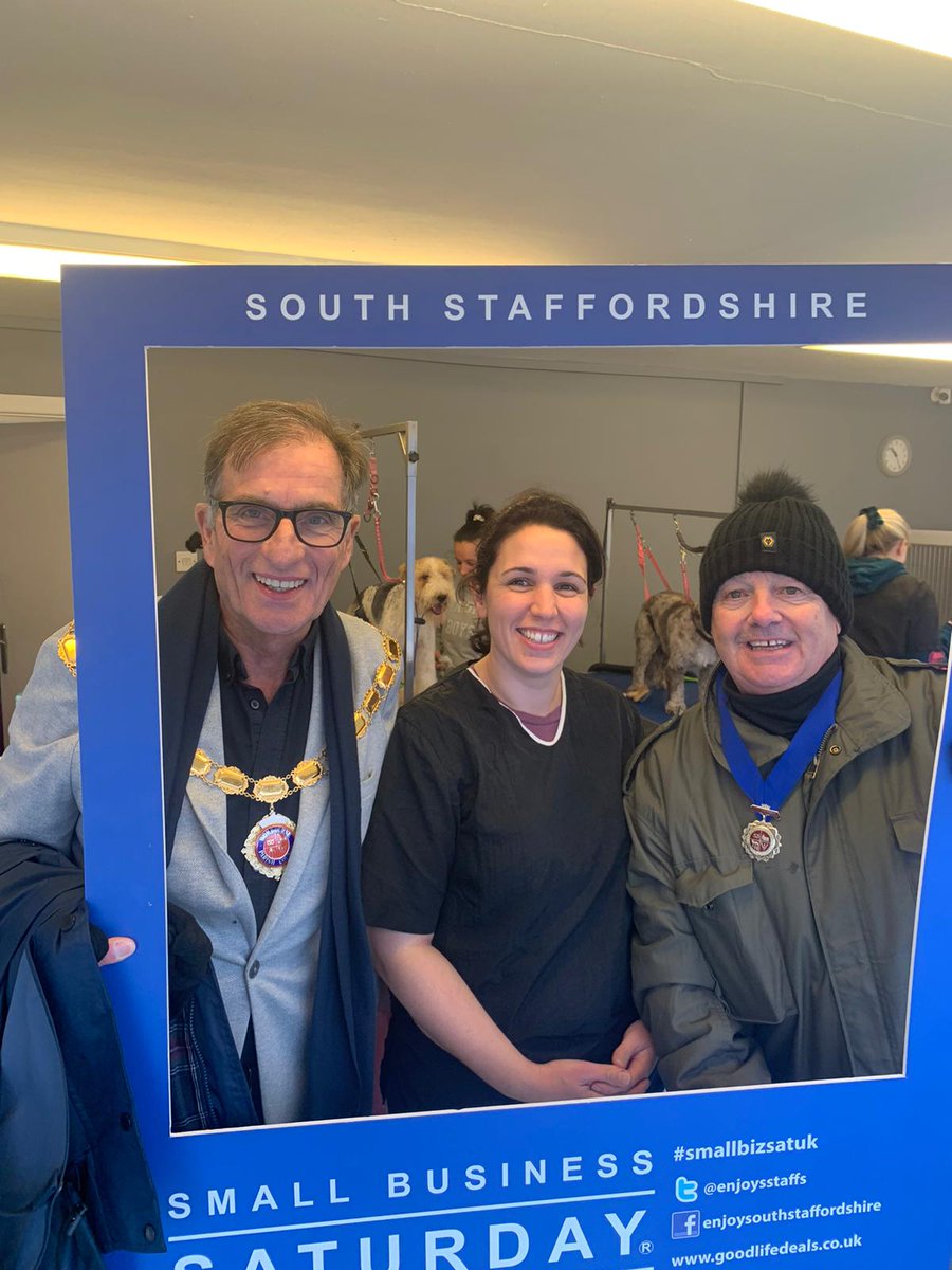 WombourneParish's tweet photo. Wonderful photos of some of our fantastic traders at #Blakeley in #Wombourne.
They are local, they're unique, and they're open for business!
#SmallBusinessSaturday
#shoplocal https://t.co/gKO3VfzZrA