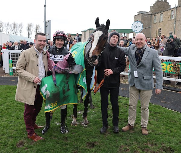 Huge congratulations to Jimmy Fyffe and Scott Townshend for winning the SPECIAL ACHIEVEMENT OF THE YEAR AWARD National Hunt Owner at the Northern Racing Awards last night with BENSON for his win in the Morebattle Hurdle @KelsoRacecourse @jimmyfyffe @scott_townshend @mania450