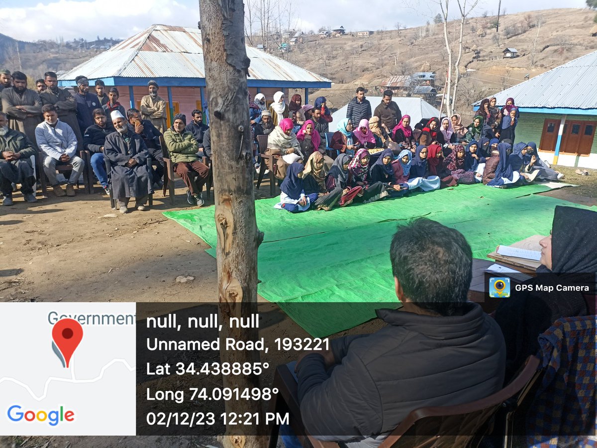 bdo_tarathpora's tweet photo. Together, we're building a stronger, more vibrant Bharath! 💪 #CommunityEngagement #BDOtarathpora #SustainableDevelopment https://t.co/u4pWNJJHGm