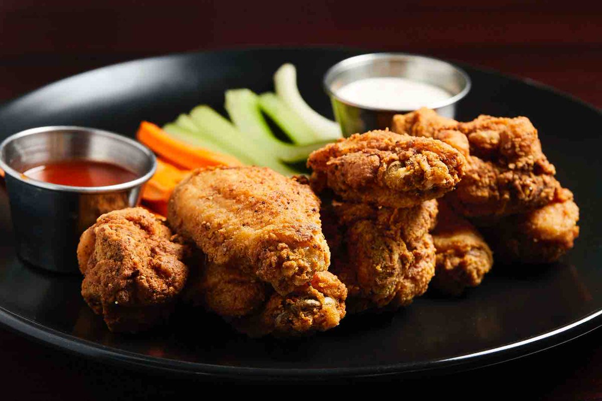 Savor the moment at our 📍 Georgia Avenue spot! Enjoy Bottomless Mimosas, 11am-4pm, and let our best-selling entrees take you on a flavor journey. 🍳 🧇 RESERVE your seats now at OohhsnAahhs.com! 🔥

#brunch #brunchtime