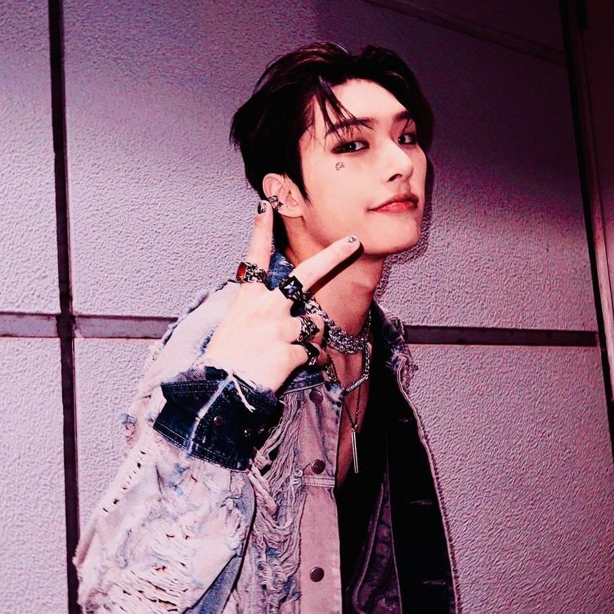 _fearlessmoon_'s tweet photo. #NewProfilePic https://t.co/uYrT7tewRi
