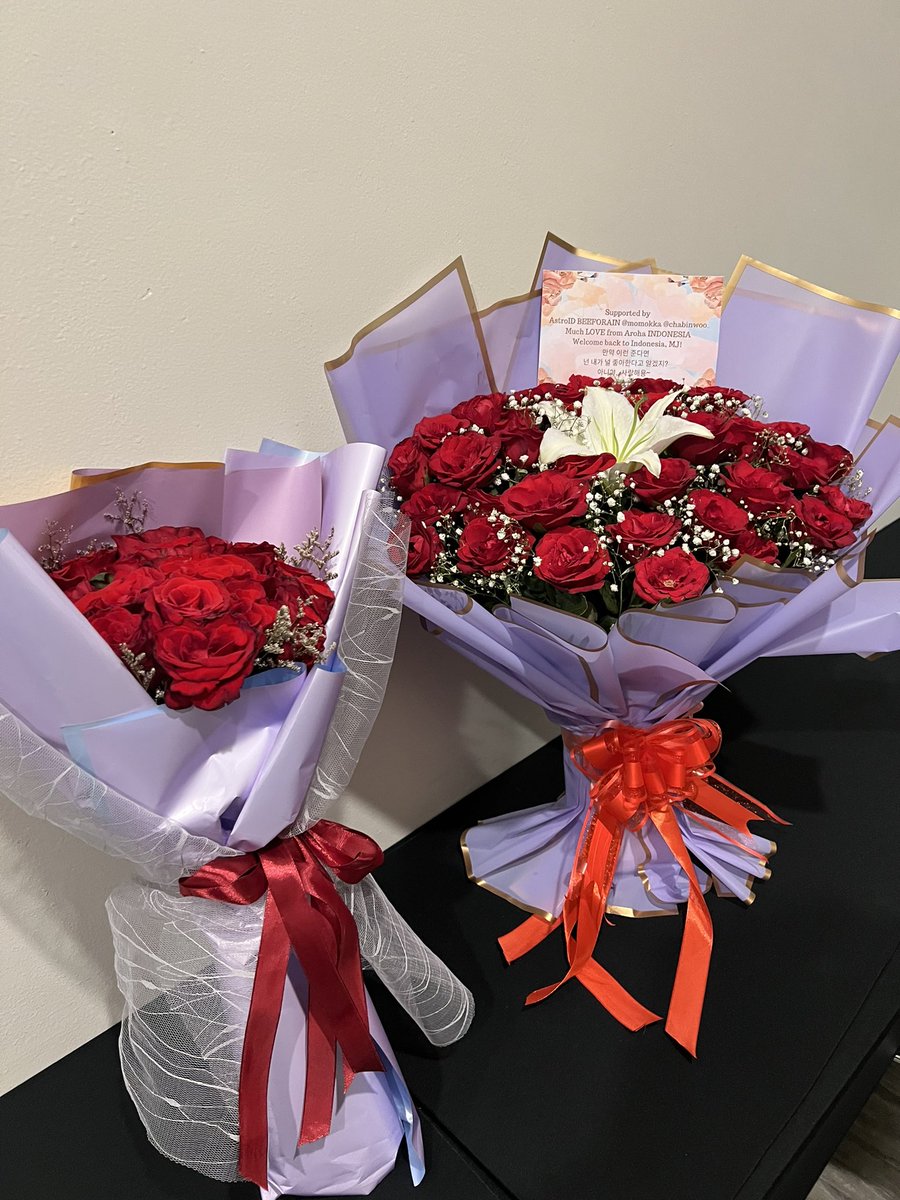offclASTRO's tweet photo. 좋은 추억 만들어줘서 고마워 아로하💜
글쓴이 엠행복
#또만나요 #아로하 https://t.co/EPLqI6HNNj