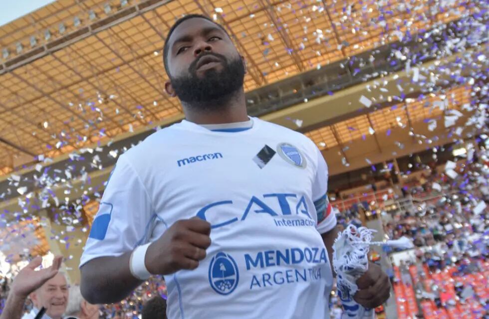 Gallardofer03's tweet photo. Vos también jugás hoy...💙✊🏿 https://t.co/kdXV1PW0h7