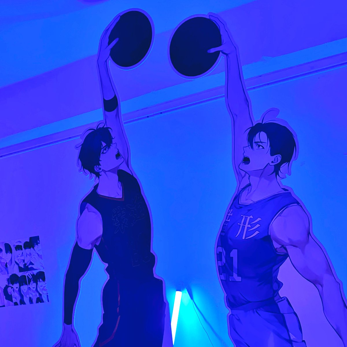 one_reamman's tweet photo. 종뱅카 다녀왔습니다💛💙💛💙🥺🥺
#Join_Basketball_Arcade
#To_Throw_Two_Goals https://t.co/zeV3wDq8bd