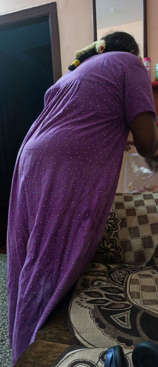 Ram87878's tweet photo. Me:maa...nane hostel la irunthu inikutha vanthiruka athu 2montha..adikama unmela verila vanthirka sikro time waste panama va ma...
Mom:iruda intha thaliya kalati potu vanthara ni okra verila thaliya puduchu iluthu pichuruva 
Me:paravalla nane thali kati una pondati akikra..💦💦🍼 https://t.co/udfXEpdCUz