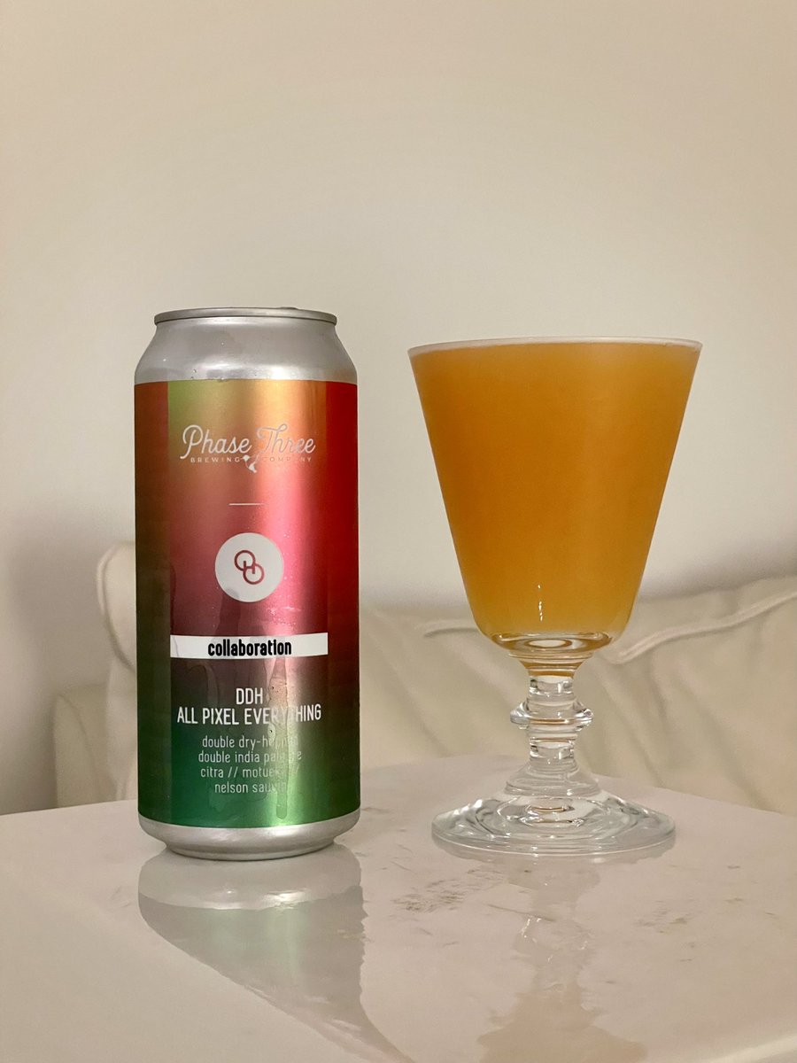 hopchildish's tweet image. 言ったそばからヘイジー美味しい！😍これはもっと鮮度いいの飲みたい的なやつですね！😭でも美味しいです🍻✨柑橘白ぶどうでけっこうドライな後味が強く残ります🌿草感も良き◯

#PhaseThree #OtherHalf DDH All Pixel Everything