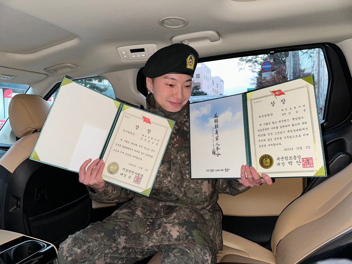 hian_cho's tweet photo. 그저 자랑스러운 사랑둥이야🥹💙 https://t.co/EQdV5uyhRu