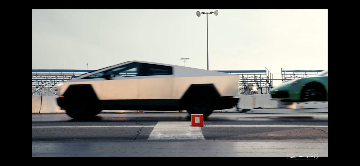 electric_is_key's tweet photo. Cybertruck performed the best in the weight-dragging test. It was able to reach 318 feet by pulling a 35,000-pound sledge to break the passed record which was held by the F-350D. #TSLA #Tesla #Ford #EV #F350D #Test #Future #electric https://t.co/lTdkqQhtVL