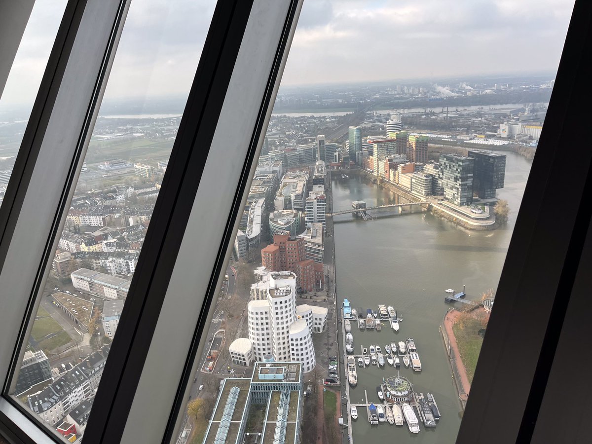 Day 4 - Samstag. Visit to the Rheinturm to see Düsseldorf from above!