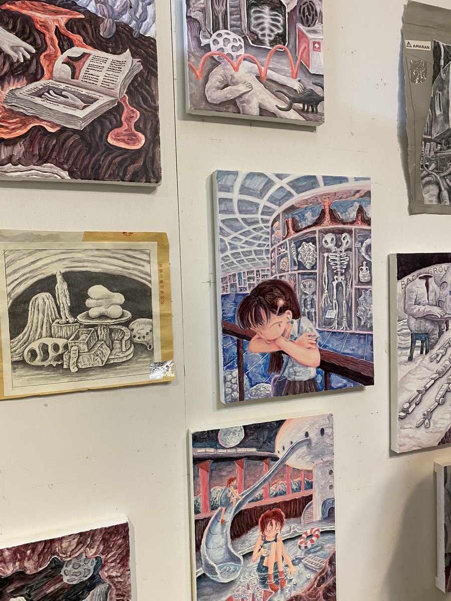 素晴らしい展示なのでぜひ駆けつけてほしい。揃ったメンバー全員でサインしたランバーロール06も数にかぎりはあるけどあります。貴重! 