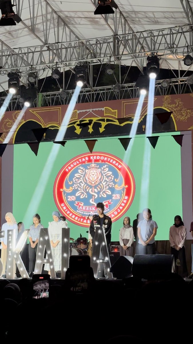 seveiris's tweet image. welcome, areskala! 🦁✨